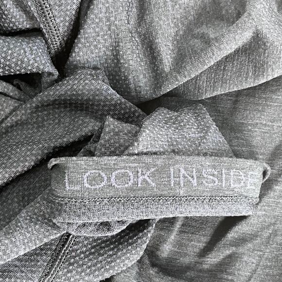 Lululemon Men's Long Sleeve Metal Vent 1/4 zip Shirt Size L‎ - Picture 8 of 9